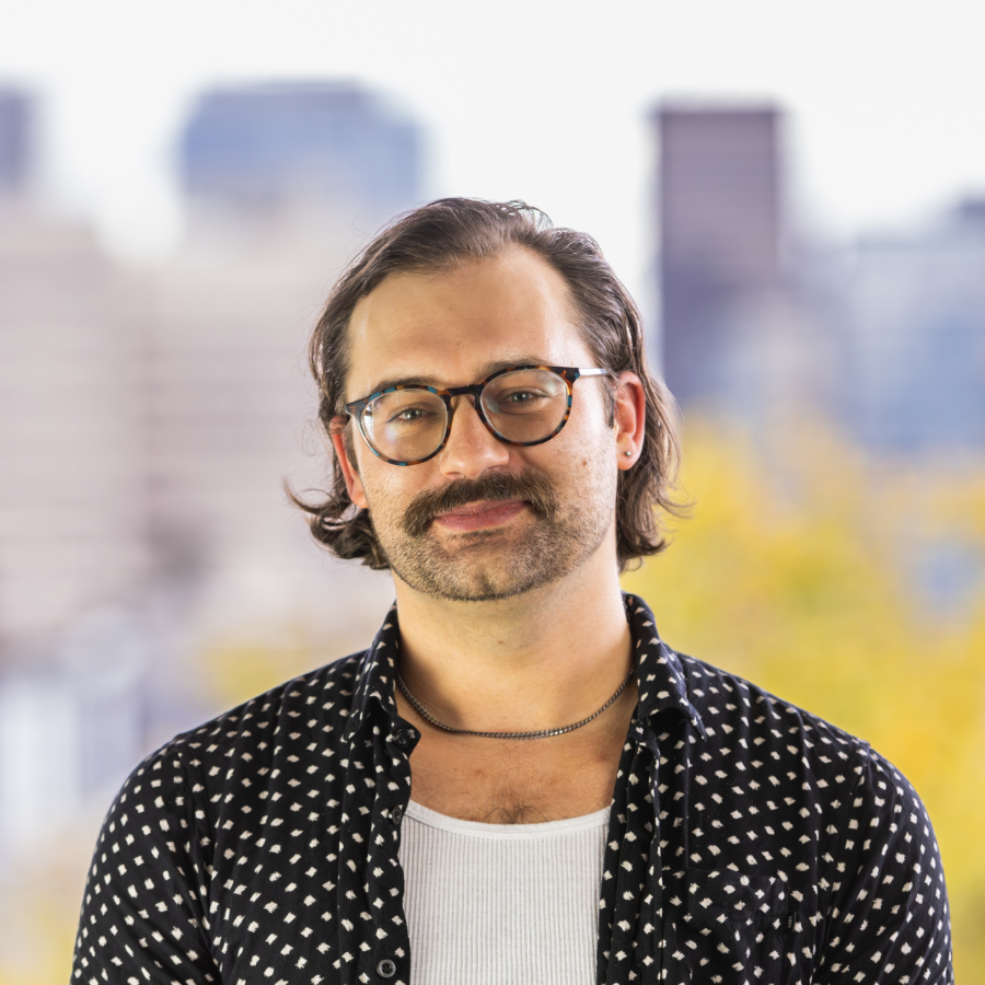 Clayton Aldern Headshot